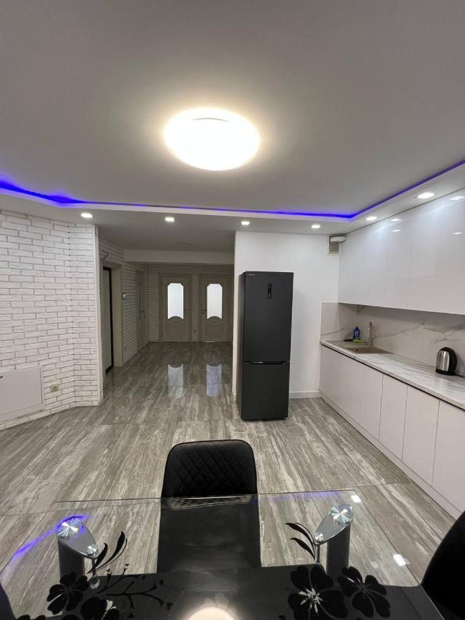 Apartamento Luxrent Chisináu Exterior foto