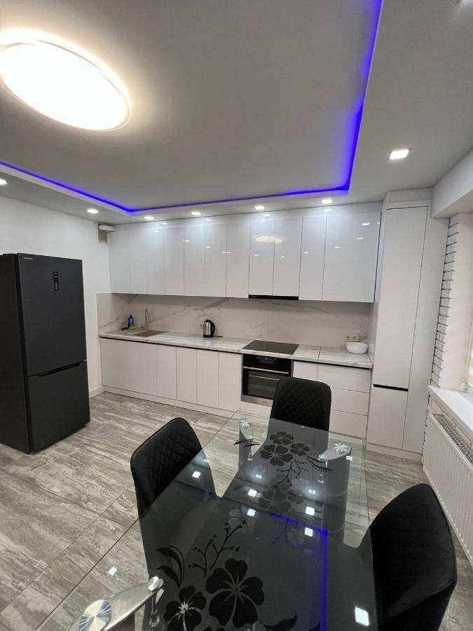 Apartamento Luxrent Chisináu Exterior foto